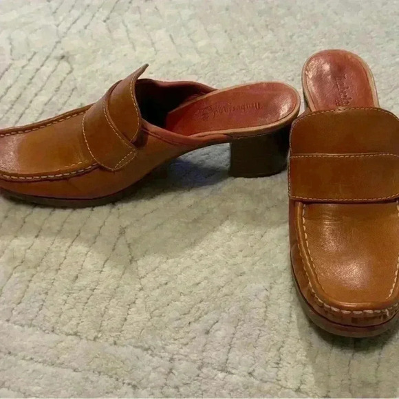 Timberland Leather Mules for Women size 6 - Picture 2 of 9